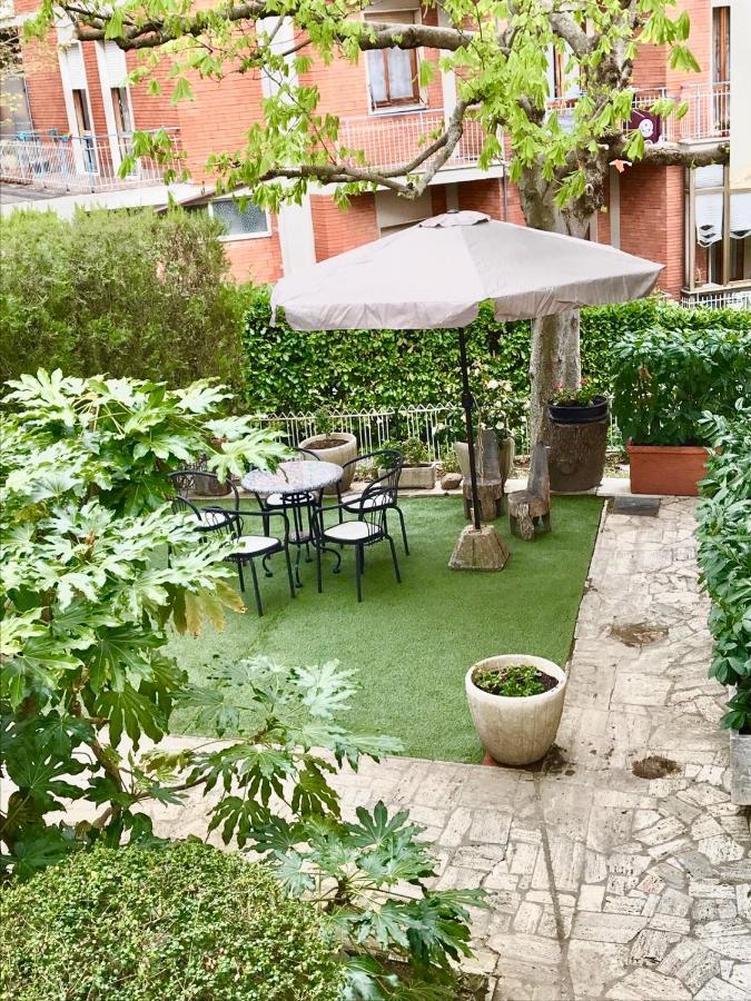 Enzo Lettings Chianciano Terme Exterior photo